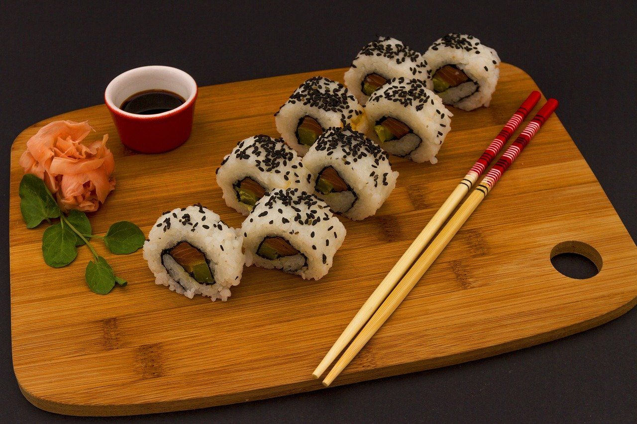 Sposób przygotowania tradycyjnego maki-sushi
