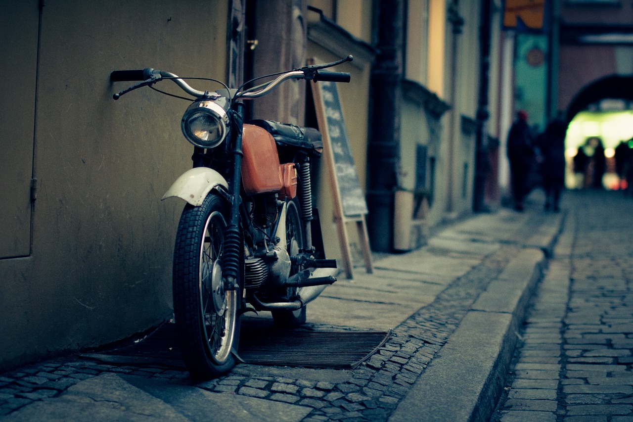 Jak dbać o stare motocykle, aby były sprawne?