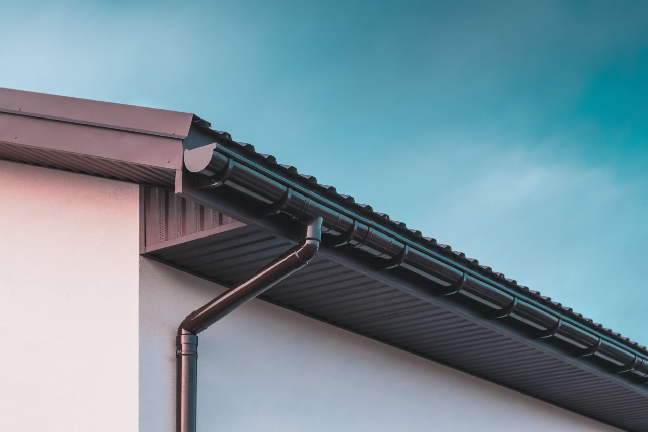 Czym jest łupek dachowy i czy warto go stosować?